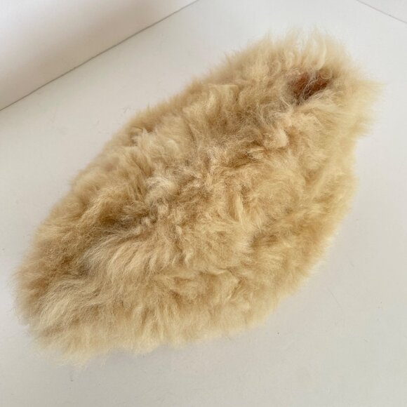 1960s Beige Sheepskin Shearling Mod Fur Hat With Satin Lining Vintage Estate main image 4